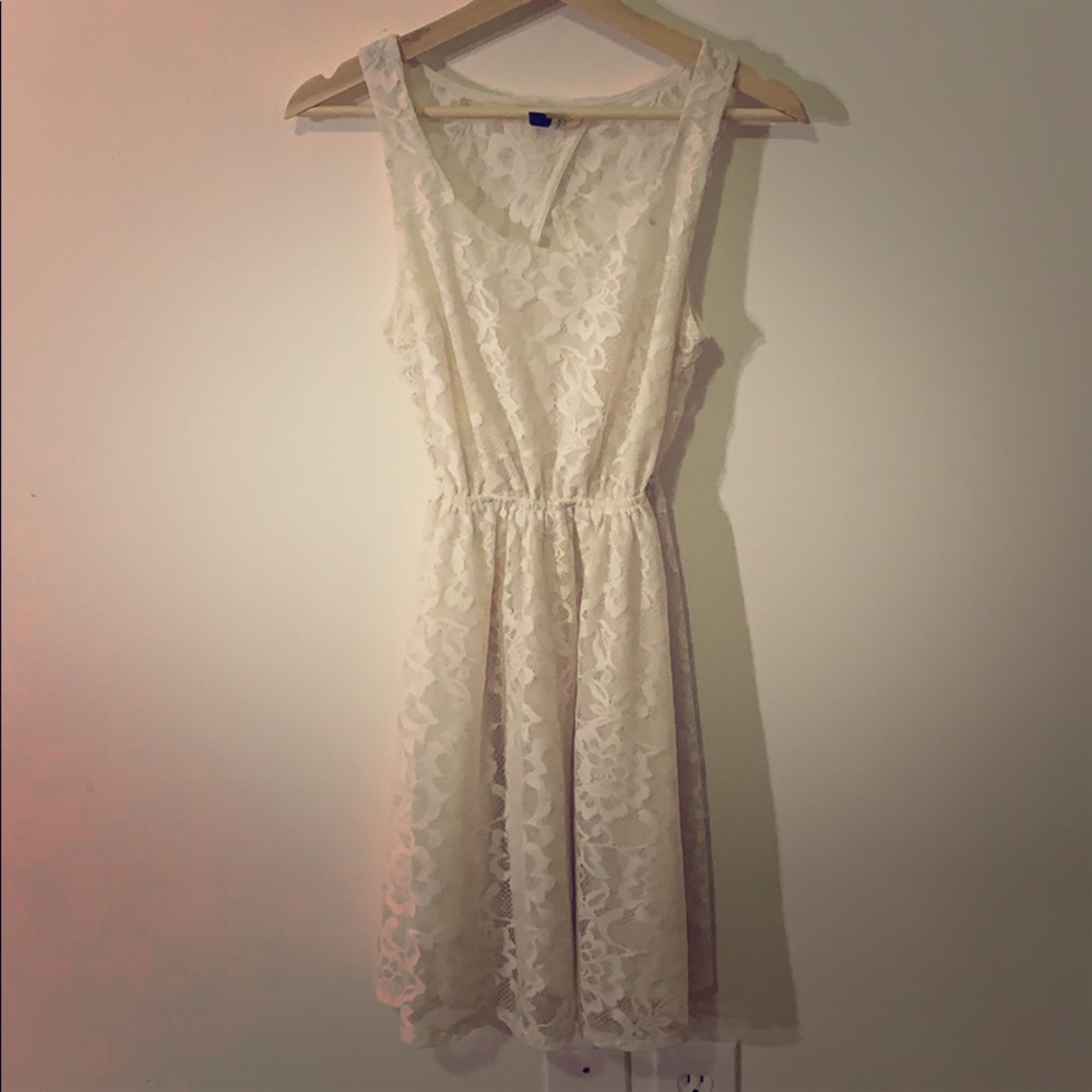 Sleeveless White Lace Dress